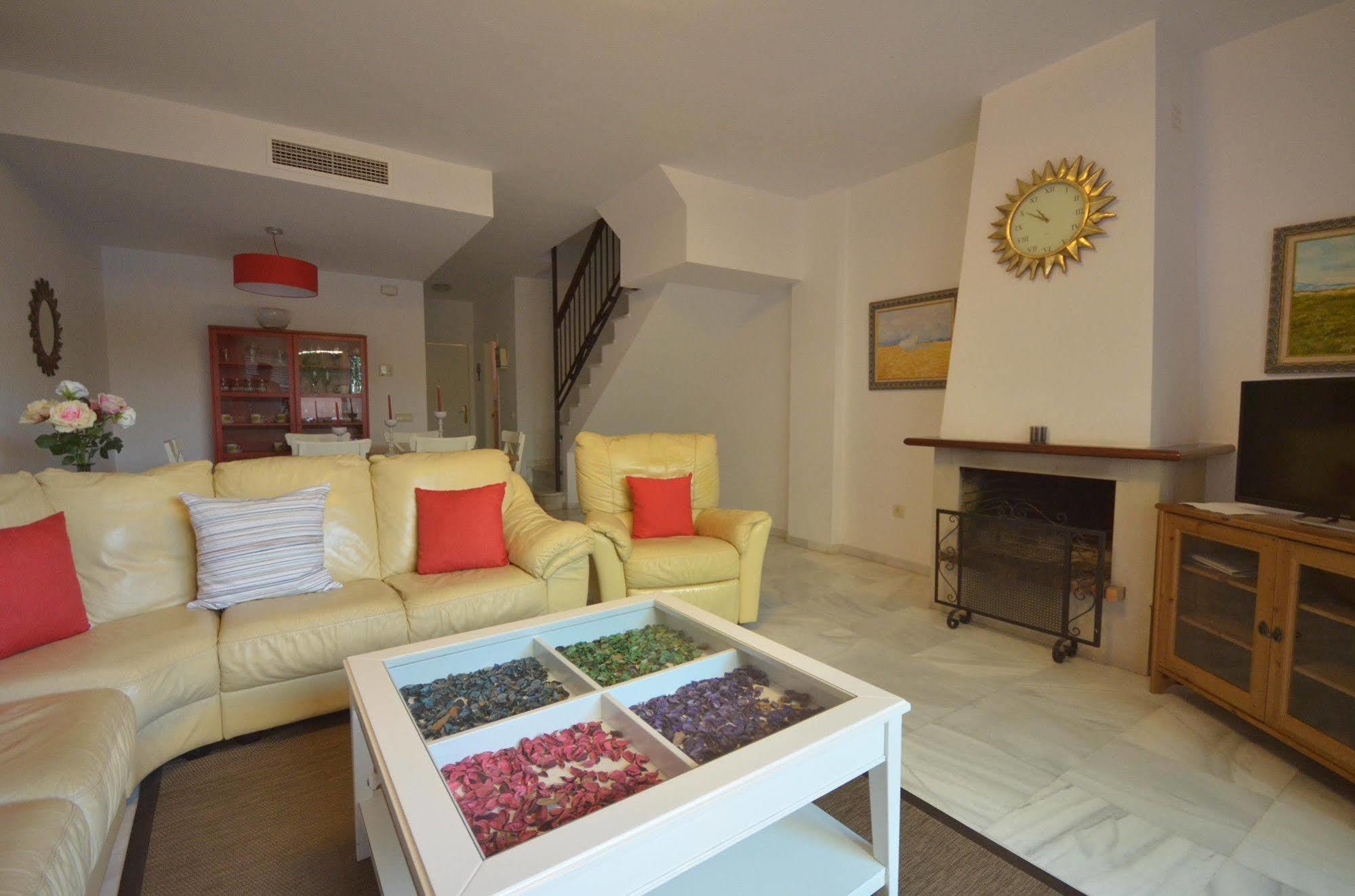Galindo Beach El Saladillo Estepona Exterior foto